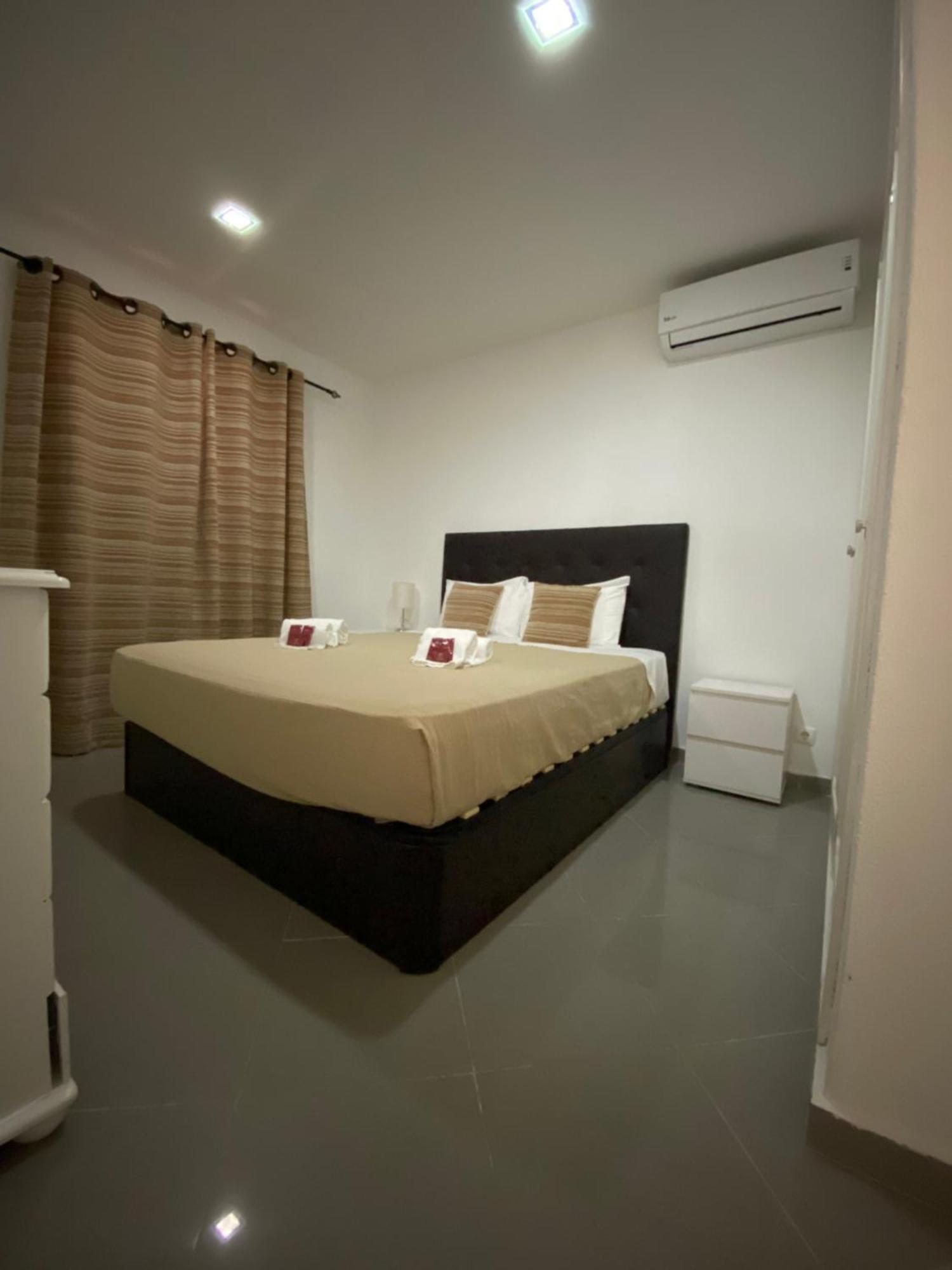 Apartamentos Poente Da Aldeia อัลบูเฟรา ห้อง รูปภาพ
